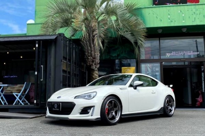 ADVAN Racing