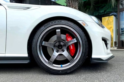 ADVAN Racing
